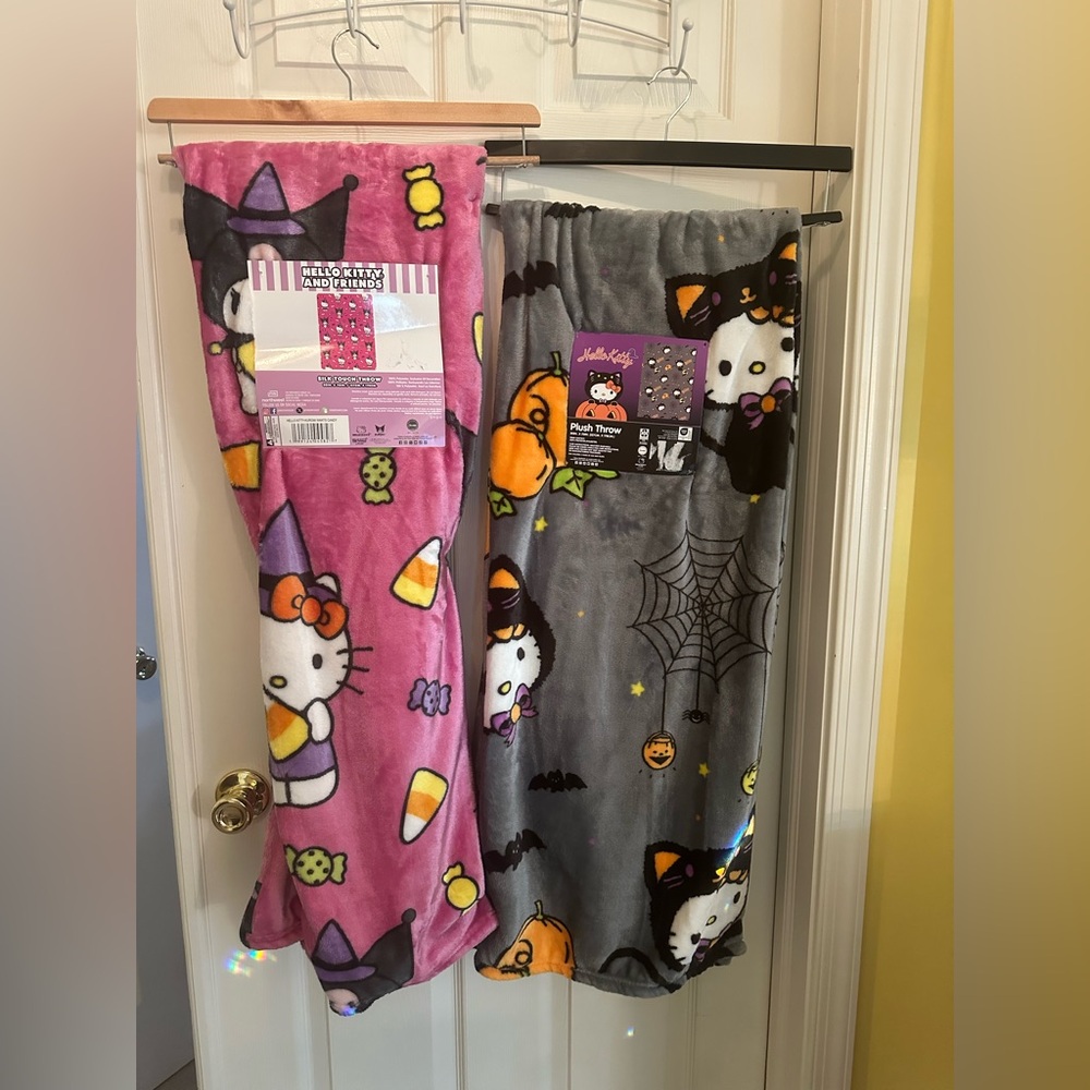 Hello Kitty Halloween Blanket Throw Bundle